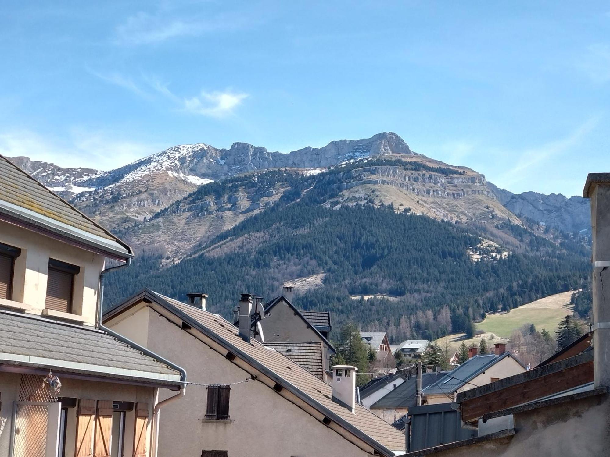 Grande Maison De Ville Renovee,Au Coeur Du Village Villard-de-Lans Zewnętrze zdjęcie