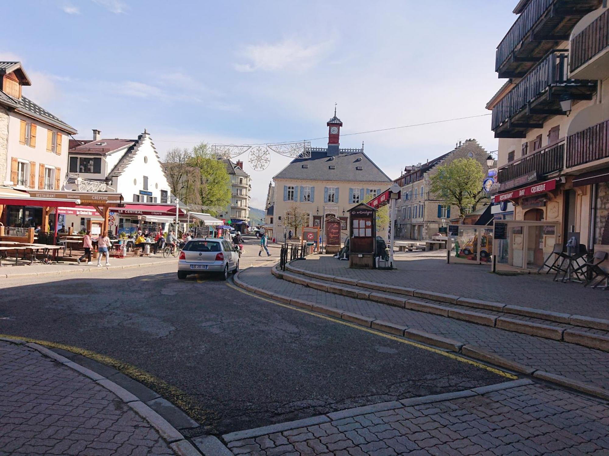 Grande Maison De Ville Renovee,Au Coeur Du Village Villard-de-Lans Zewnętrze zdjęcie